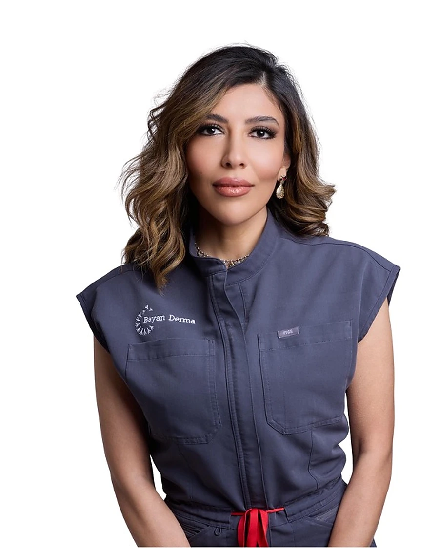 Portrait of Dr. Sarah Alenezi