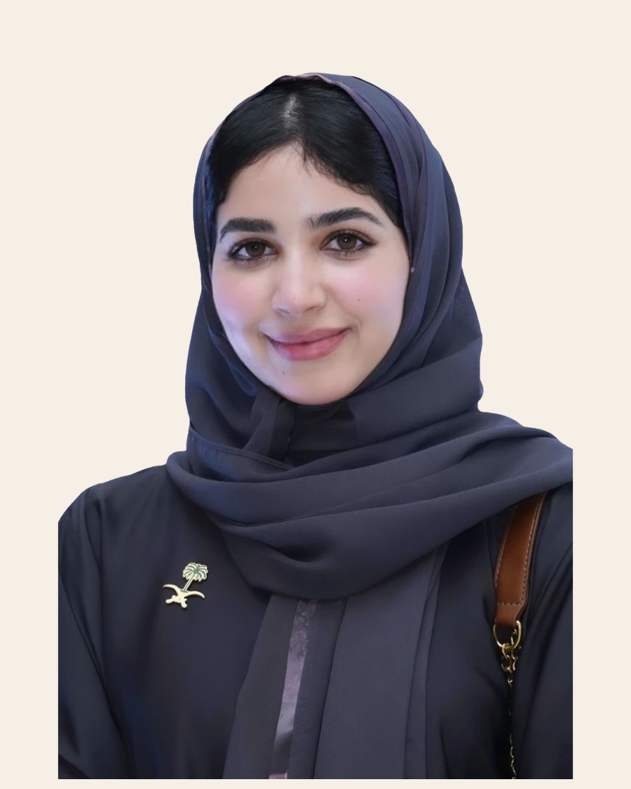 Portrait of Ruba M. Alghanmi
